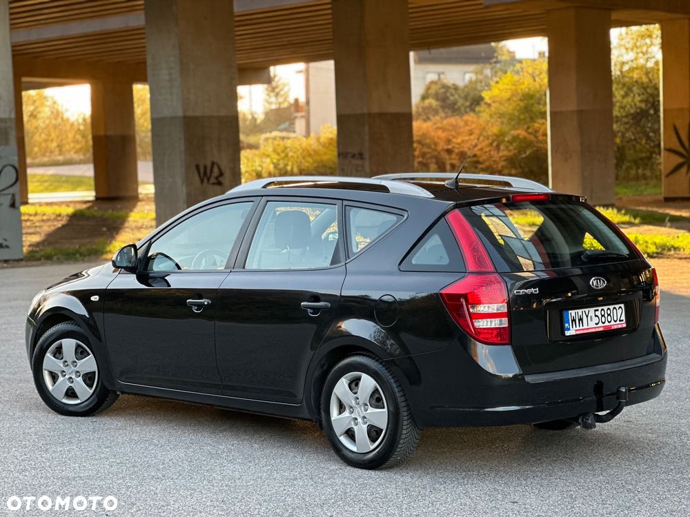 Kia Ceed 2008 photo 4