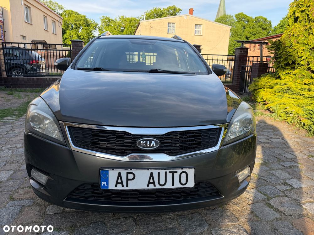 Kia Ceed 1.6 CRDi 90 ISG Spirit - 10