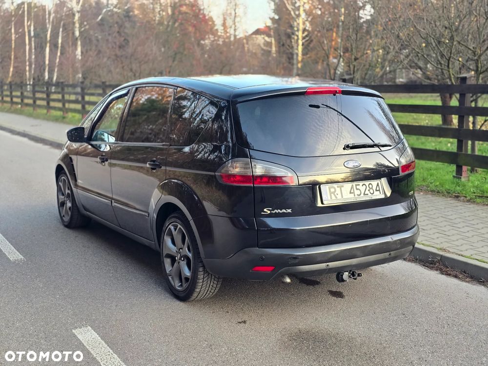Ford S-Max 2.0 TDCi DPF Titanium - 16