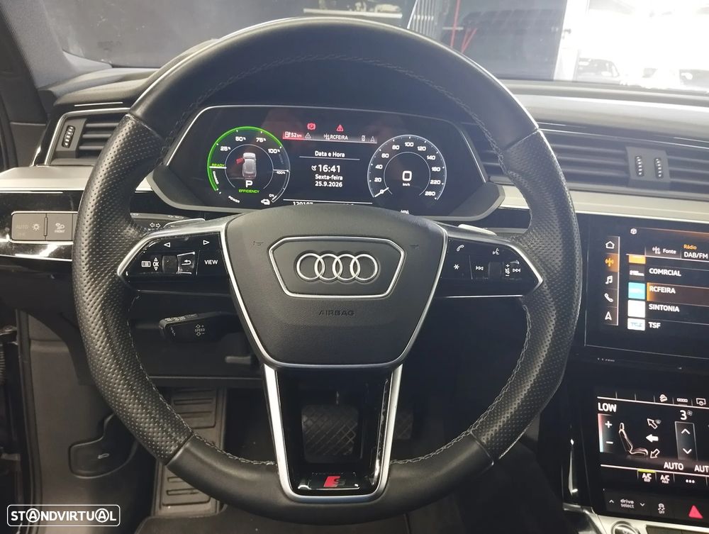 Audi e-tron Sportback 55 quattro S line - 24