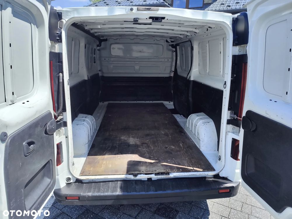 Opel Vivaro L2H1 2,9t Elegance - 8