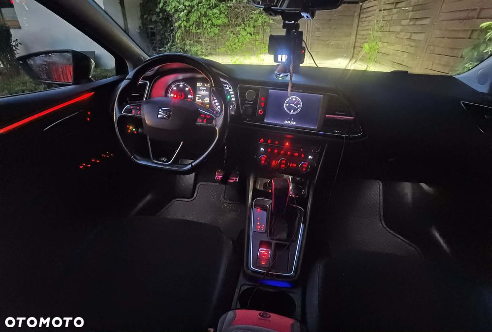 Seat Leon 2.0 TDI FR S&S DSG - 8