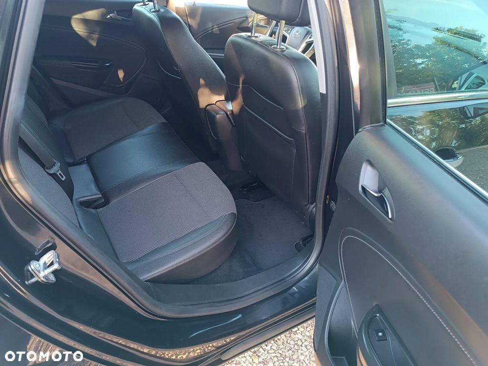 Opel Astra 1.7 CDTI Cosmo - 30