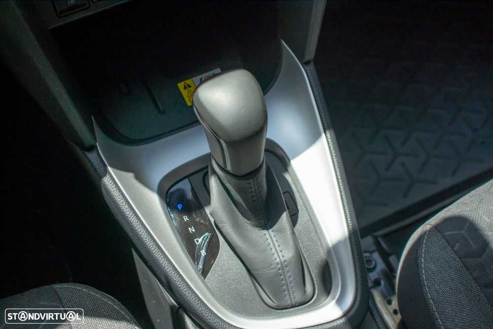 Toyota Yaris Cross - 12