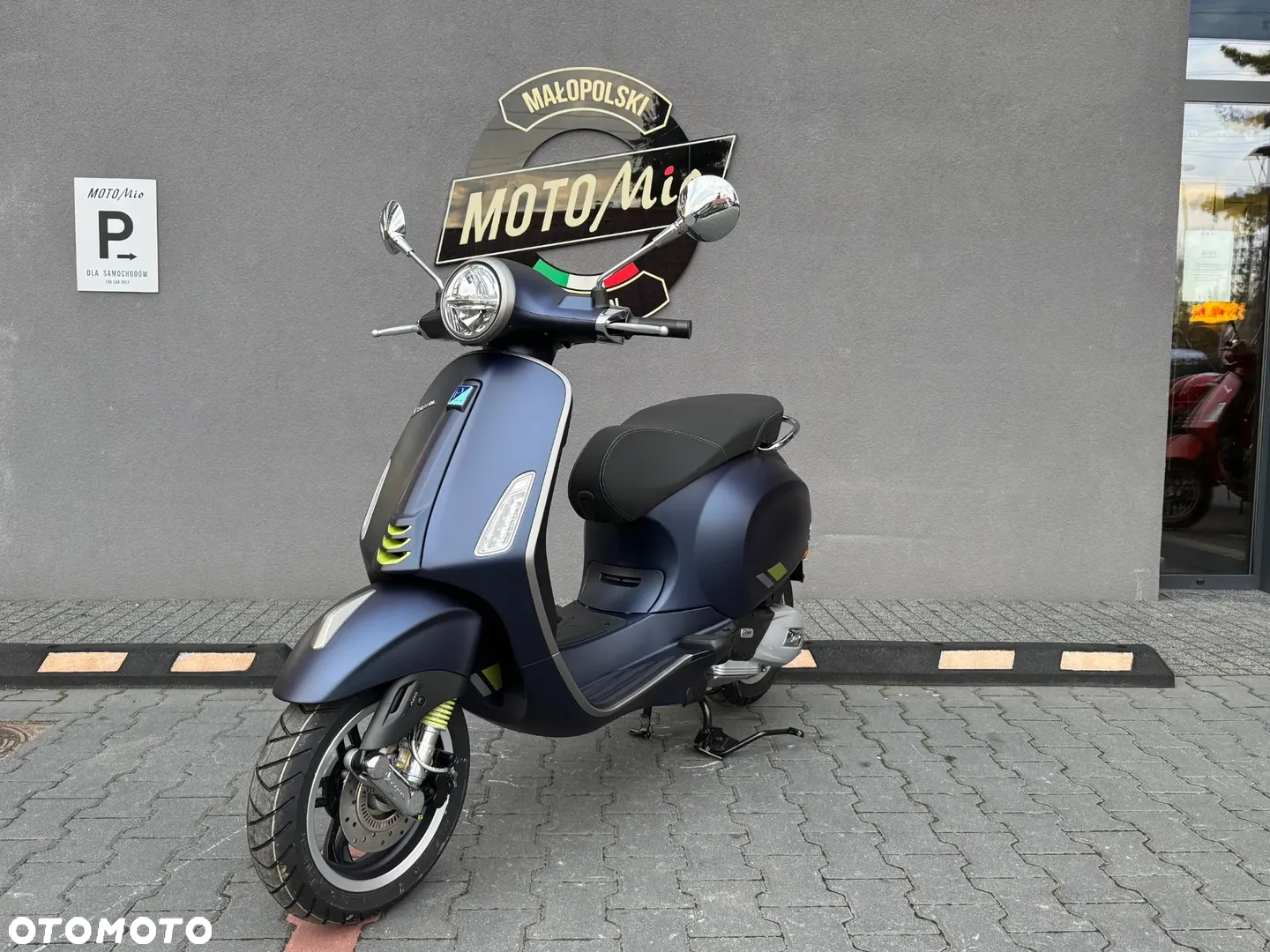 Vespa Primavera - 4