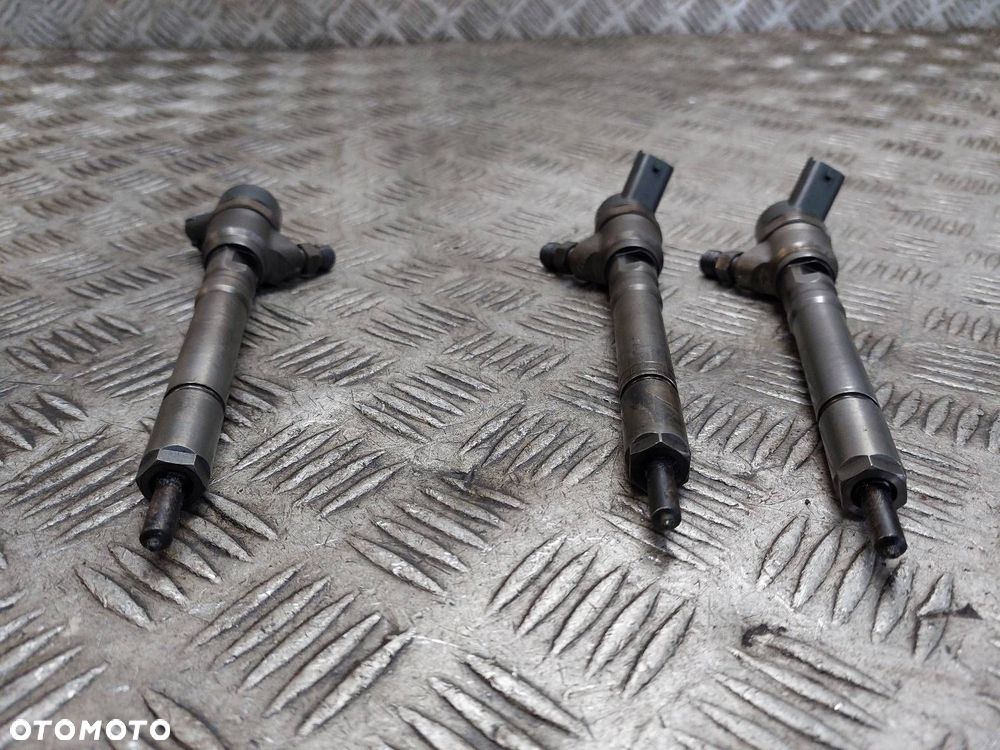 WTRYSK WTRYSKIWACZ KOMPLET HYUNDAI GETZ I 1.5 CRDI 33800-27010 33800-27900 - 2