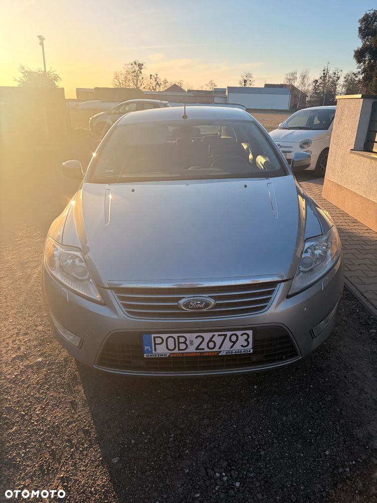 Ford Mondeo 2.5 Ghia - 1