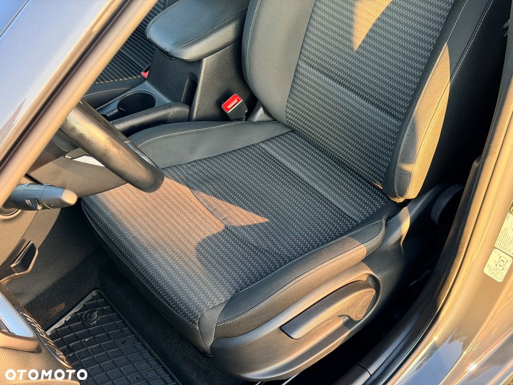Kia Ceed 1.5 T-GDI M - 21