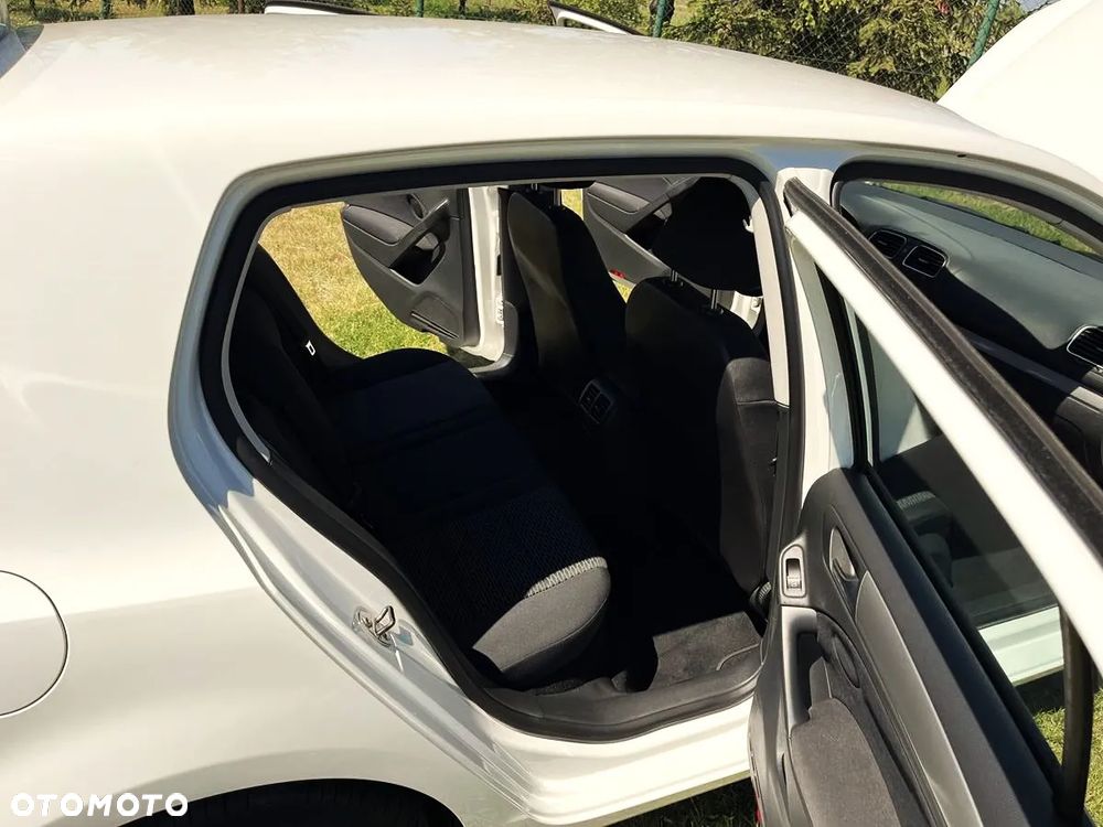 Volkswagen Golf - 9