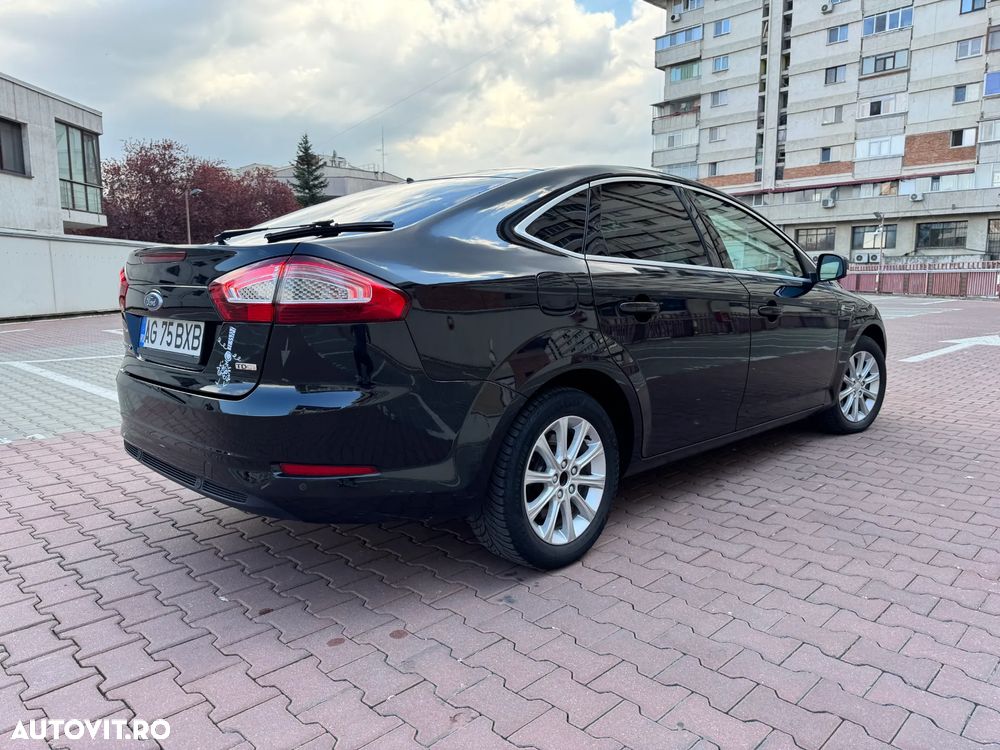 Ford Mondeo 2.0 TDCI Titanium - 32