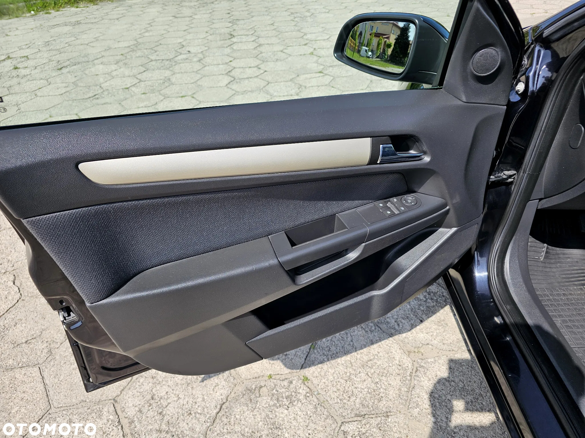 Opel Astra 1.6 Caravan NAVI - 13