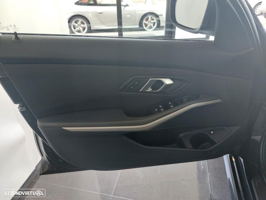 BMW 330 e Auto - 19