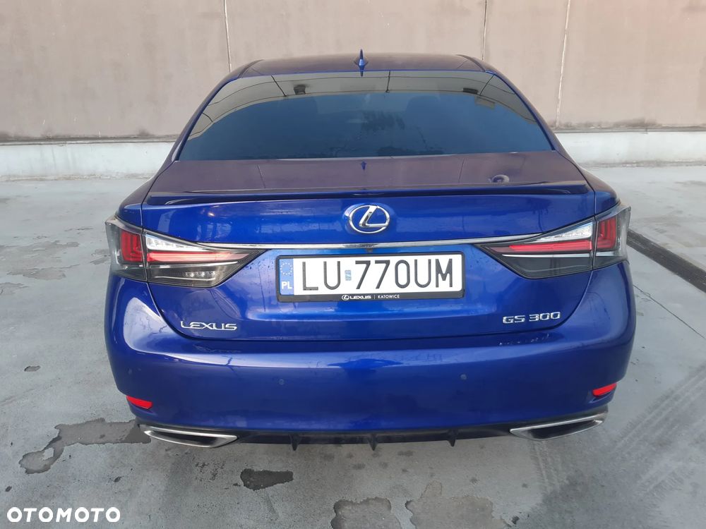 Lexus GS 200t / 300 F Sport - 13