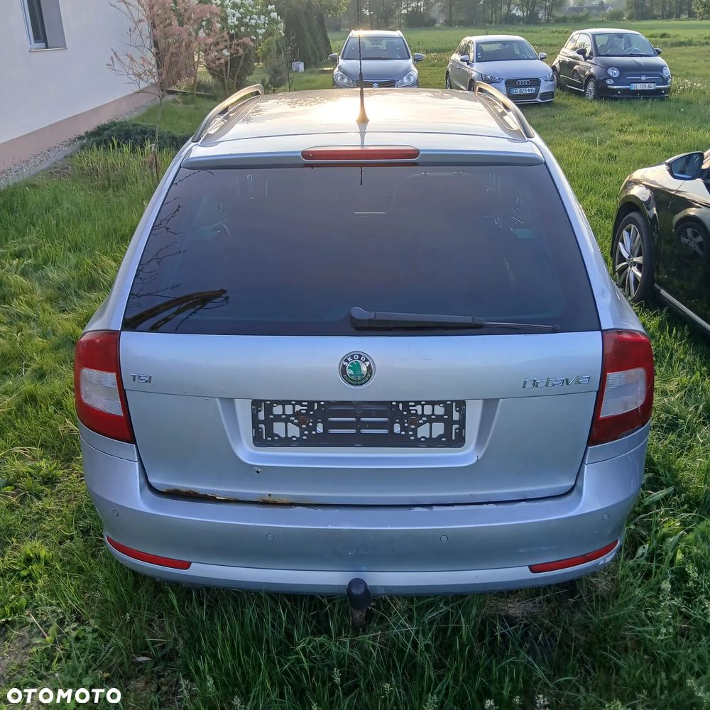 Skoda Octavia 1.4 TSI Ambiente - 2