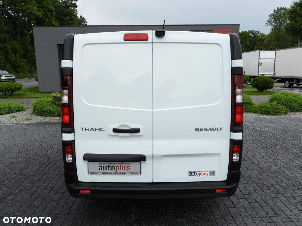 Renault TRAFIC FURGON CHŁODNIA  -5*C ZASILANIE 230V TEMPOMAT LEDY KLIMATYZACJA  120KM - 11