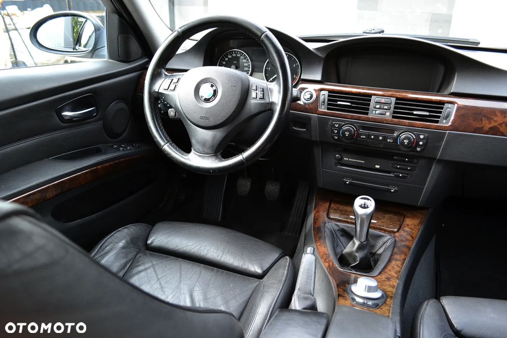 BMW Seria 3 320d DPF - 11
