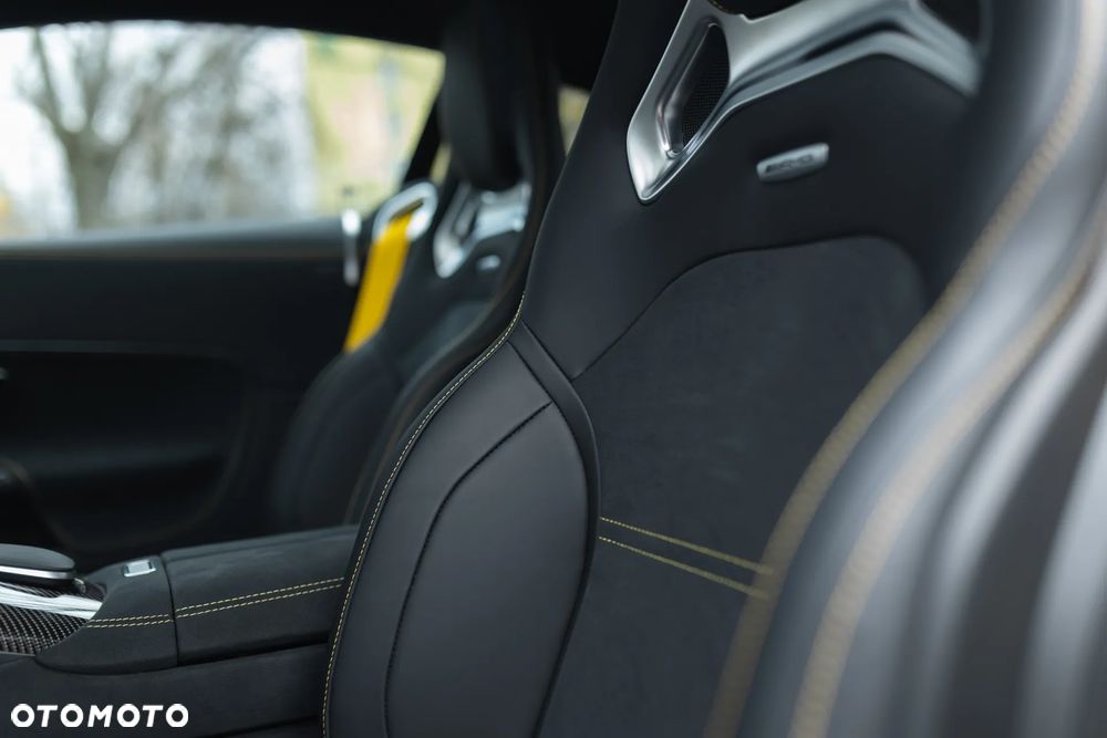 Mercedes-Benz AMG GT - 18