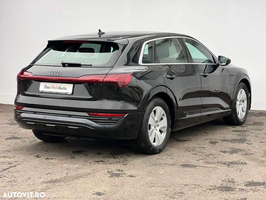 Audi Q8 - 38