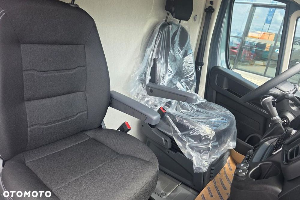 Peugeot Boxer Heavy L4H3 AT8 2.2 180KM - 9