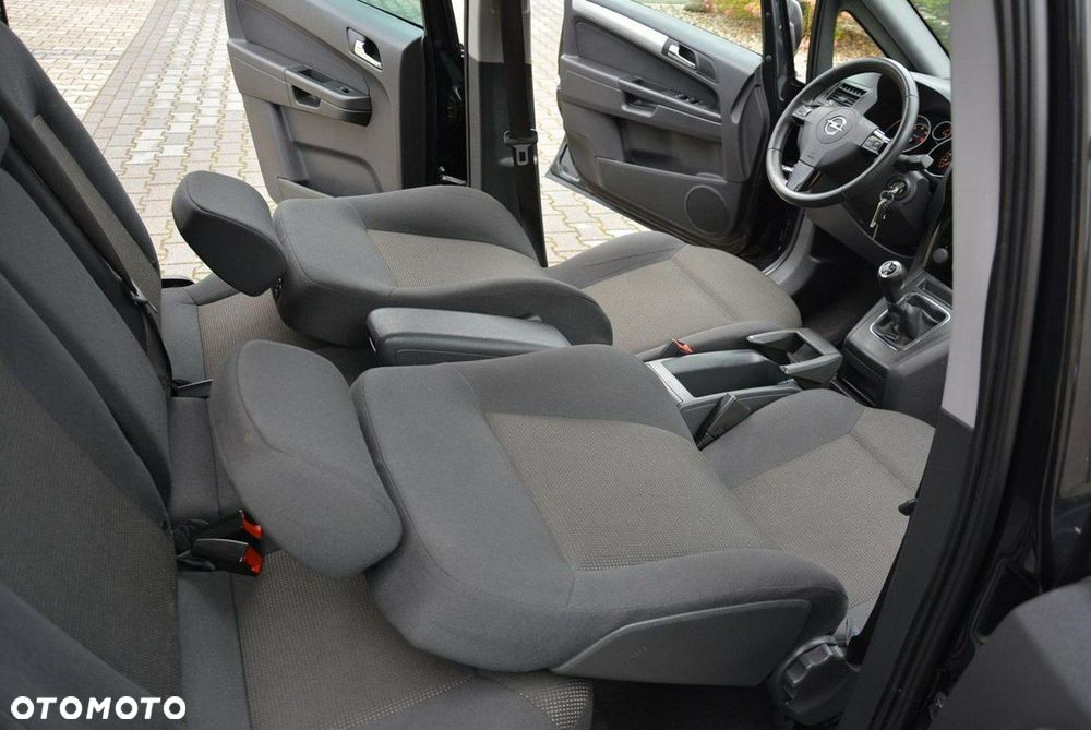 Opel Zafira 1.6 Active - 19