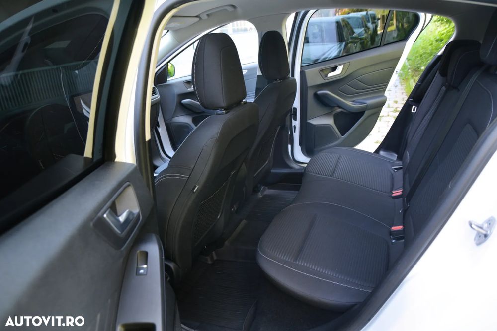 Ford Focus 1.5 TDCi DPF Start-Stopp-System Aut. Titanium - 12