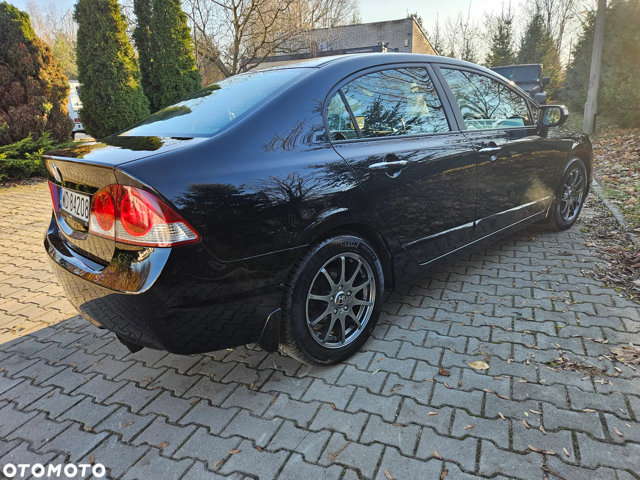 Honda Civic 1.8 Executive - 11