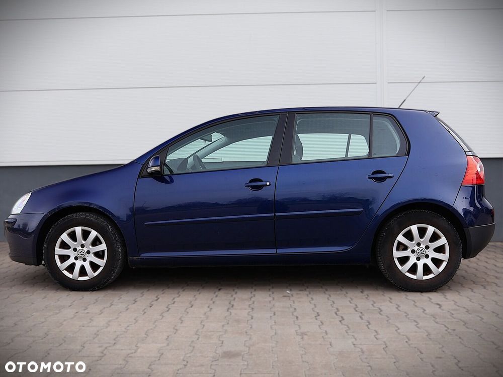 Volkswagen Golf - 5