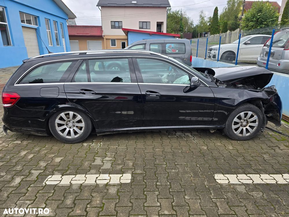 Mercedes-Benz E 200 T BlueTEC 7G-TRONIC - 2