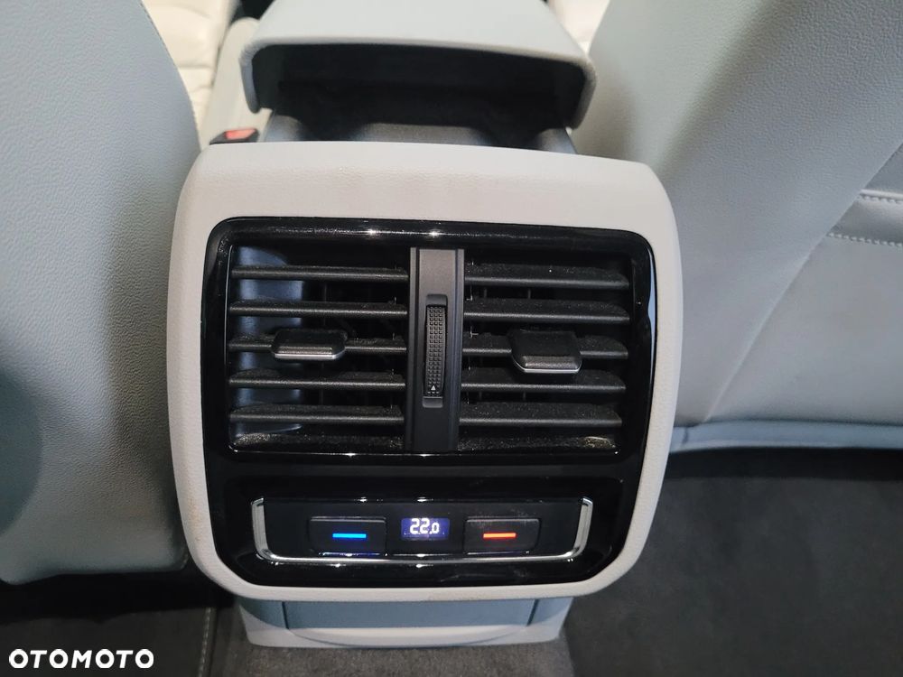 Volkswagen Passat Variant 1.4 TSI Plug-In-Hybrid DSG GTE - 14