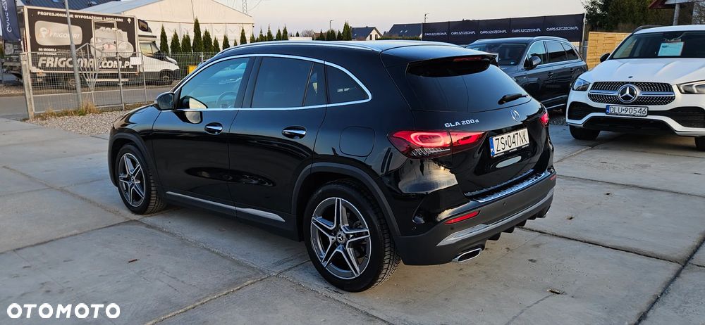 Mercedes-Benz GLA 200 d AMG Line - 9