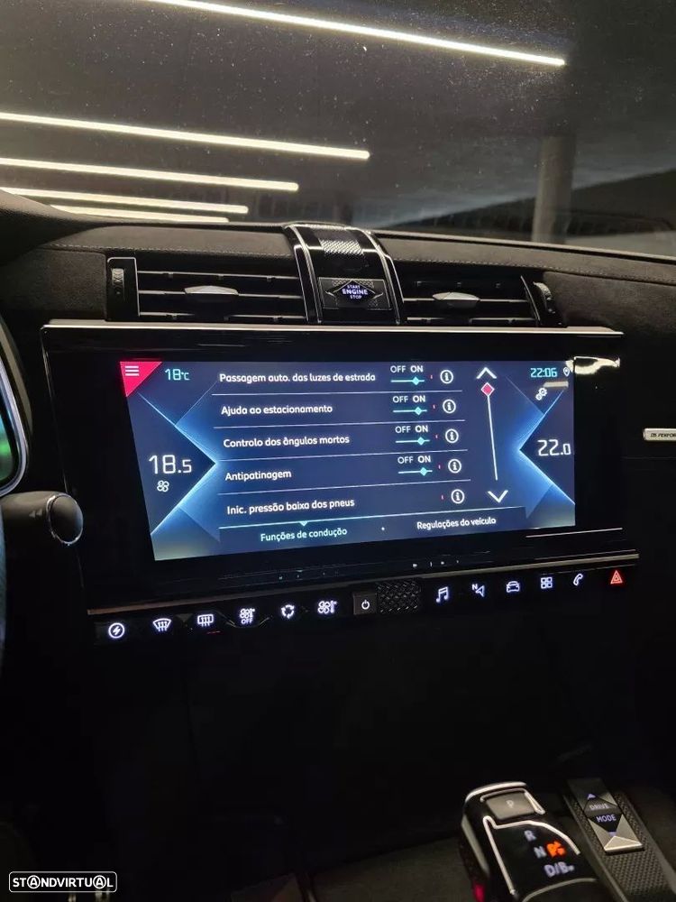 DS DS7 Crossback E-Tense Performance Line EAT8 - 29