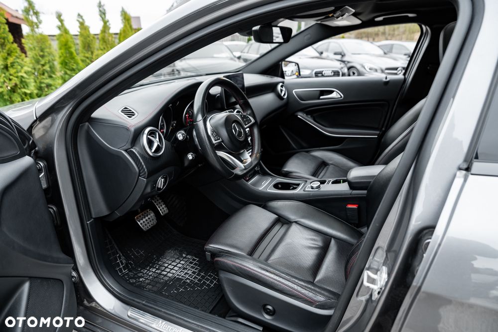 Mercedes-Benz Klasa A 200 7G-DCT AMG Line - 16