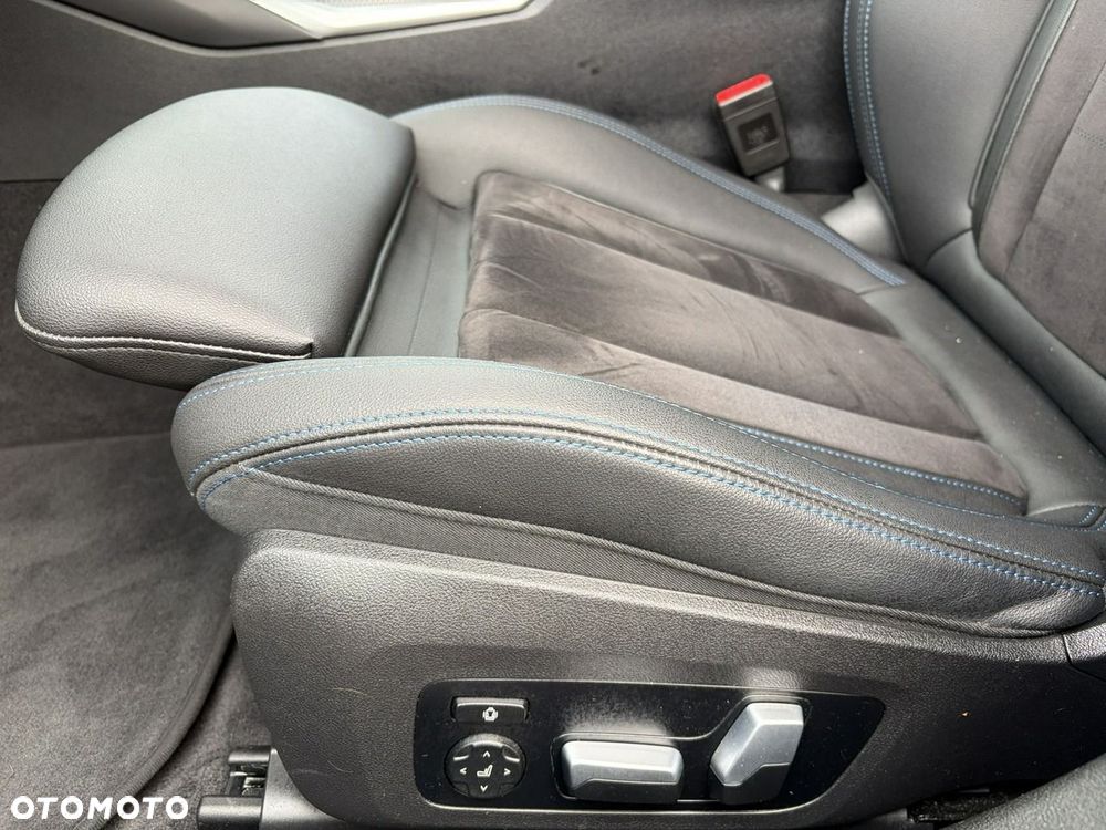 BMW Seria 3 320d xDrive mHEV M Sport - 13
