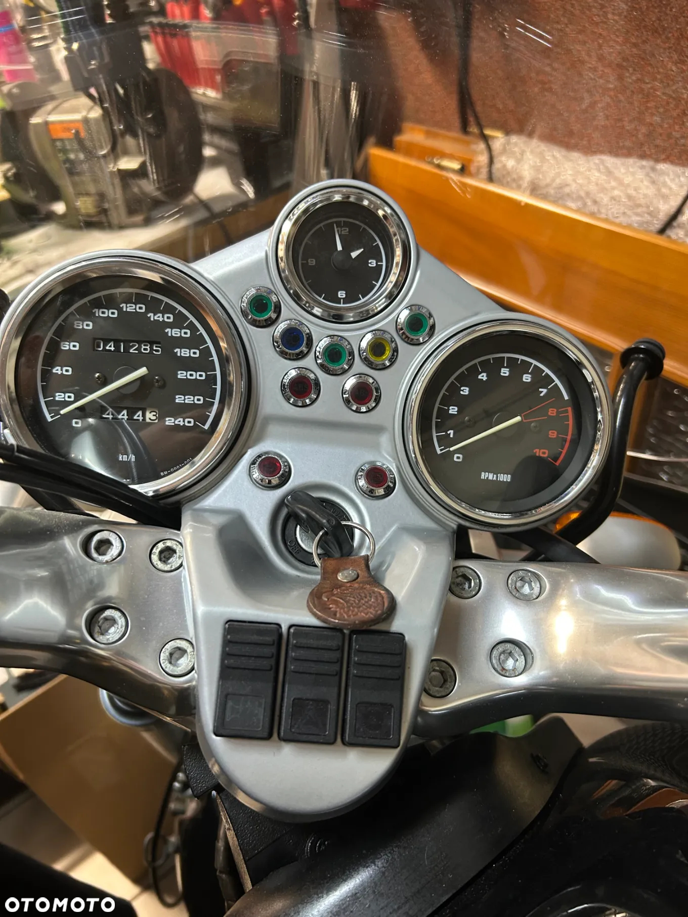 BMW R - 4