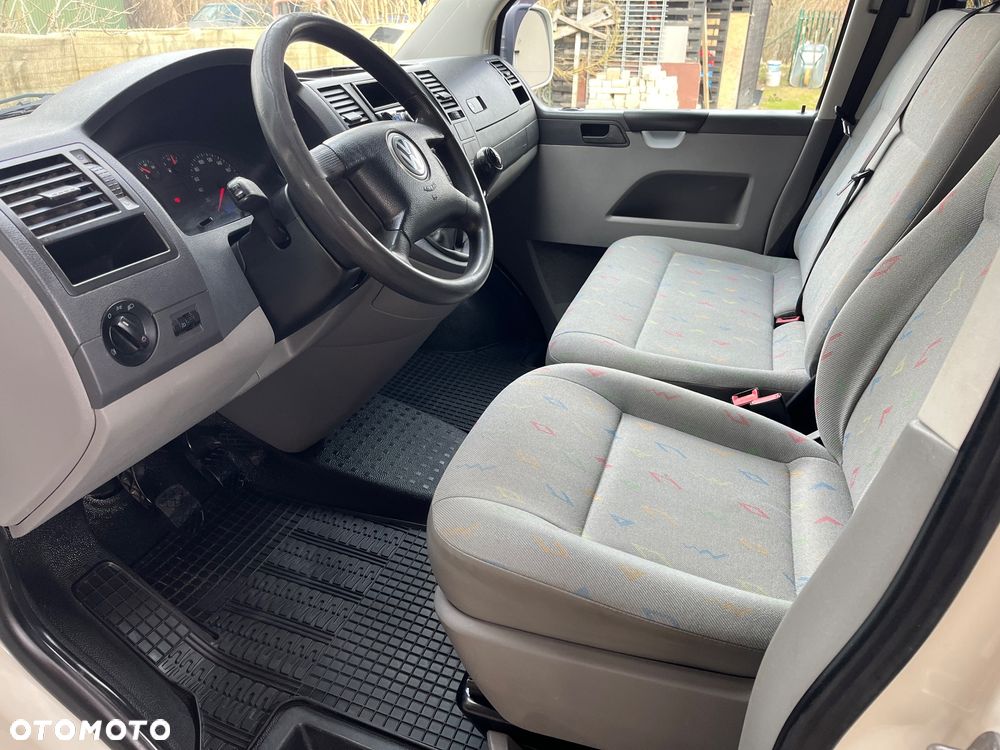 Volkswagen Transporter - 16
