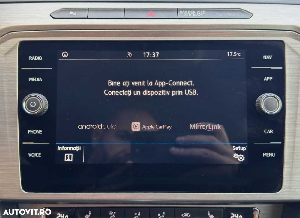 Volkswagen Passat - 37