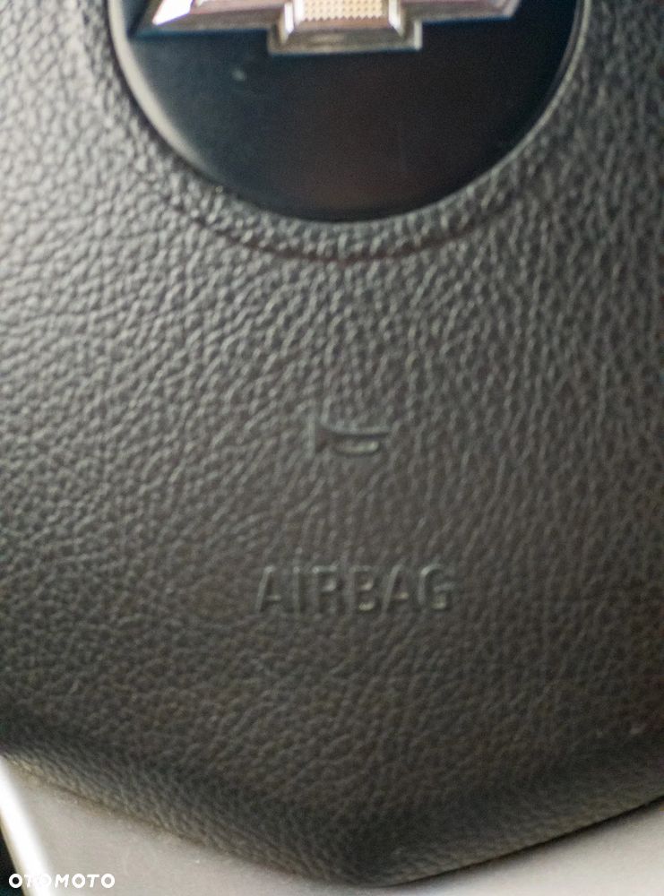 Chevrolet Spark 1.0 LS - 35