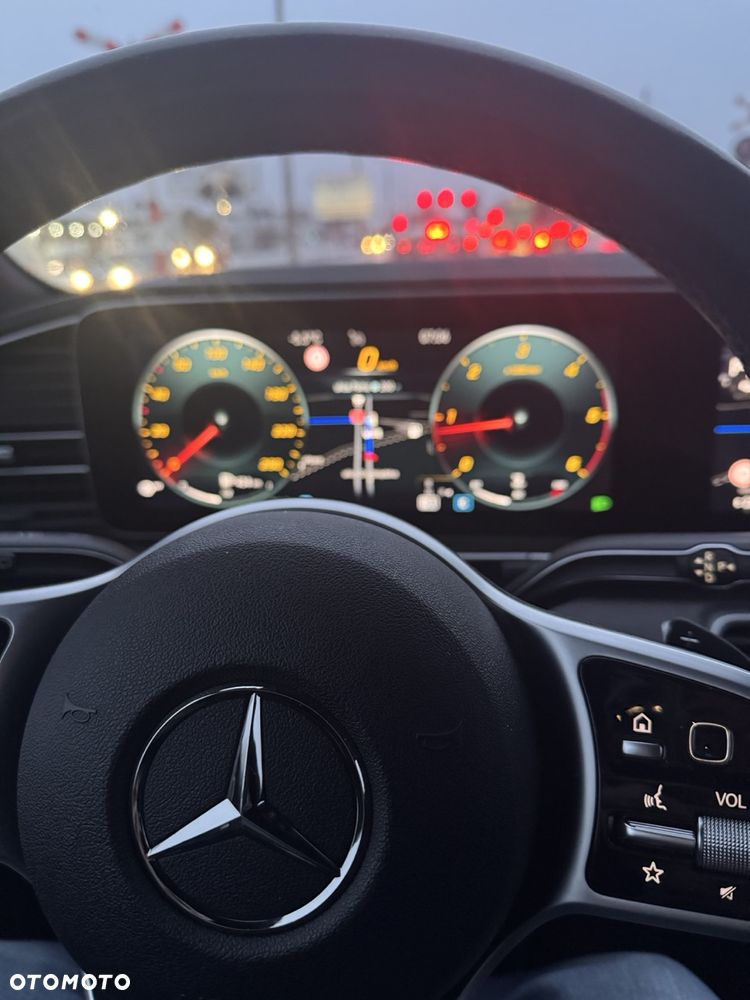 Mercedes-Benz GLE - 12