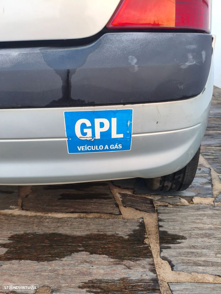 Renault Clio 1.2 Confort Authentique GPL - 16