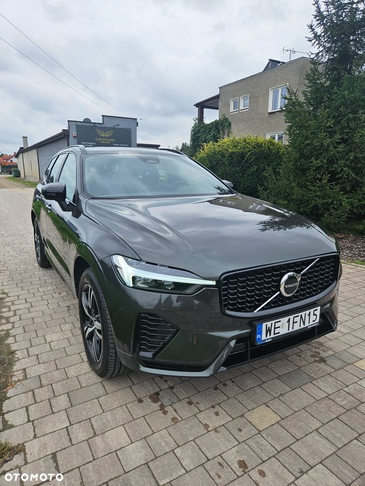 Volvo XC 60 B4 B R-Design - 2