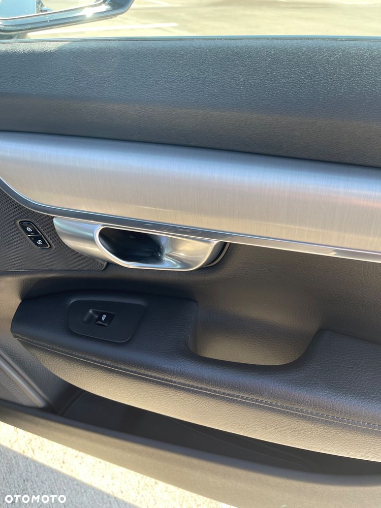 Volvo V90 D4 AWD Momentum Pro - 14