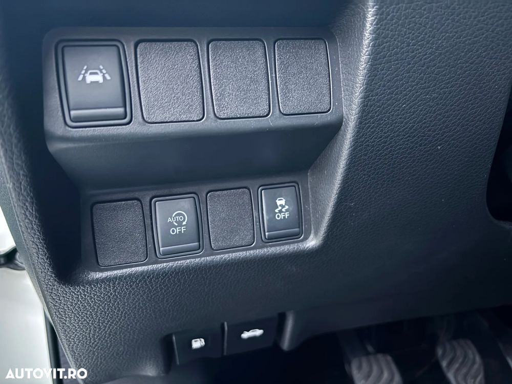 Nissan Qashqai 1.6 DCI TEKNA+ - 28