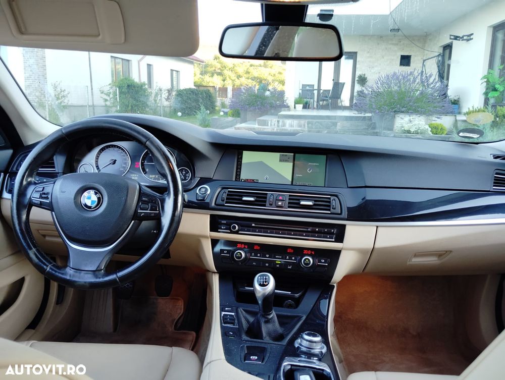 BMW Seria 5 525d - 9