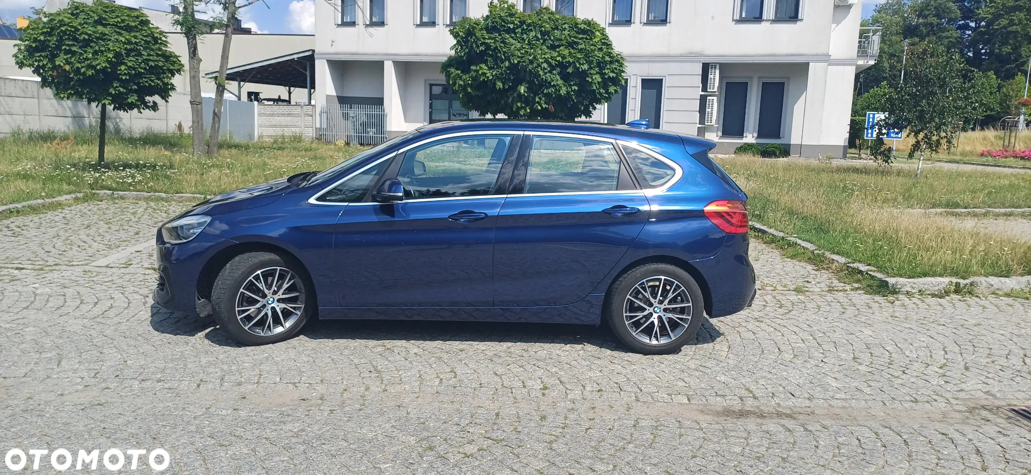 BMW Seria 2 218i Active Tourer - 6