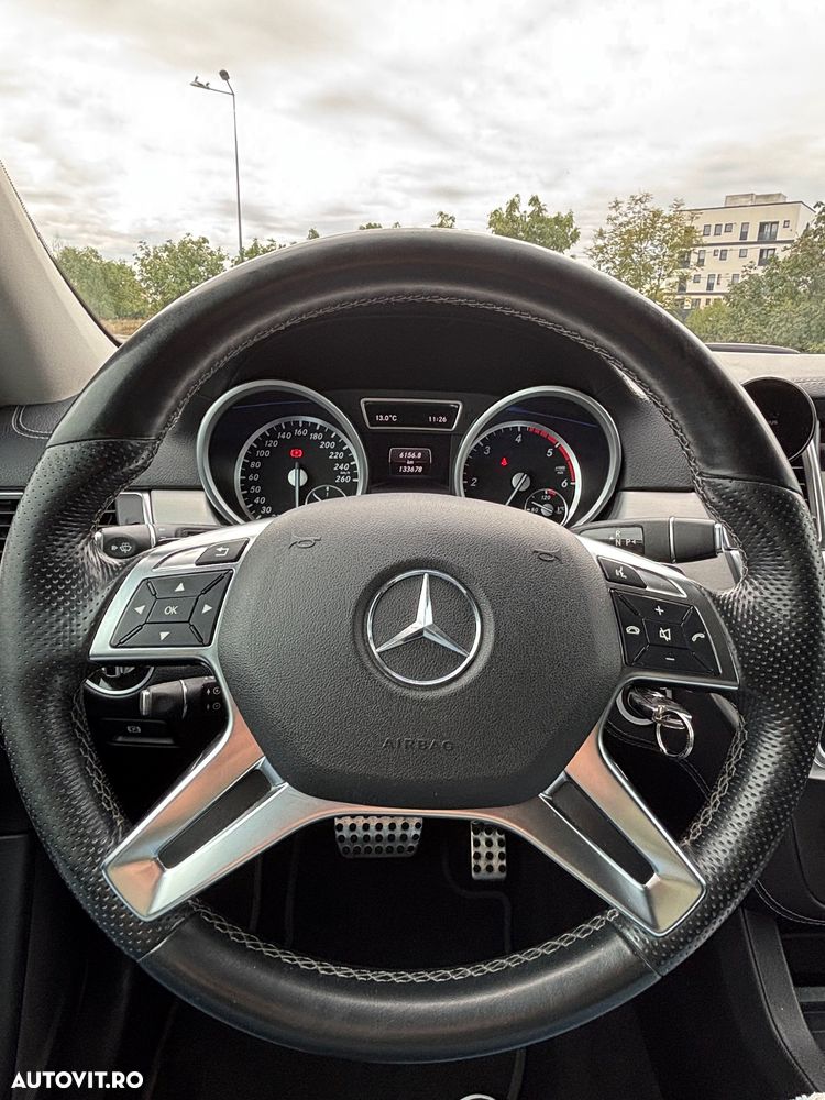 Mercedes-Benz ML 350 BlueTec 4MATIC Aut - 17