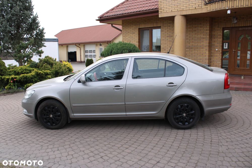 Skoda Octavia 1.8 TSI Ambiente - 4