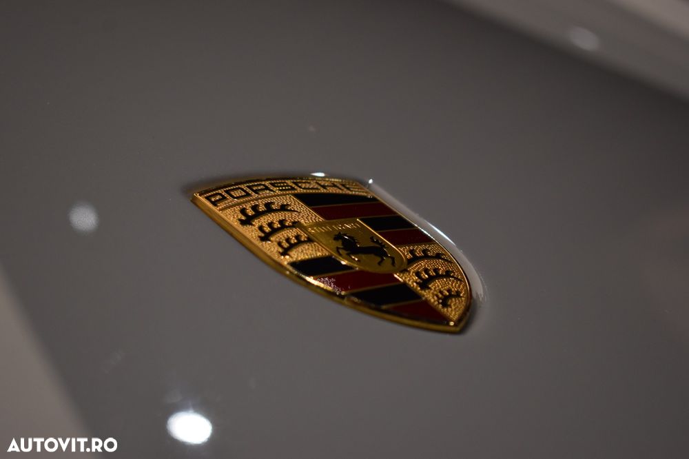 Porsche Cayman 718 GTS PDK - 38