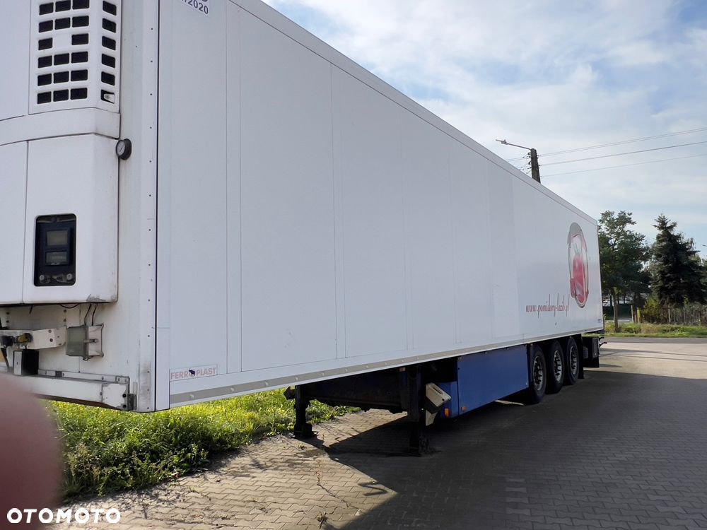 Schmitz Cargobull SKO24 - 2