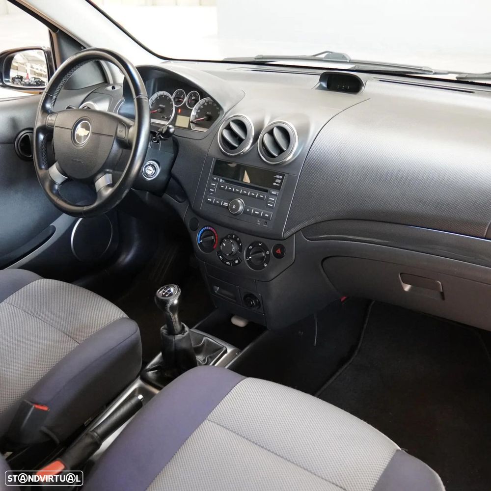 Chevrolet Aveo 1.2 LS - 18