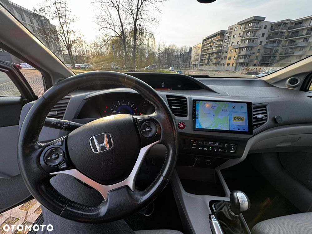 Honda Civic 1.8 Executive - 21